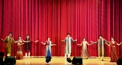 Aandhia mein jyot jagaain wara Sindhi Group Dance by Rithvik Dhanjani and group