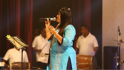 Waah waah re rangi Lata Bhagtani