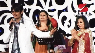 Hojamalo by Shivani vaswani & vinod bachani in SJ Shaam 2012