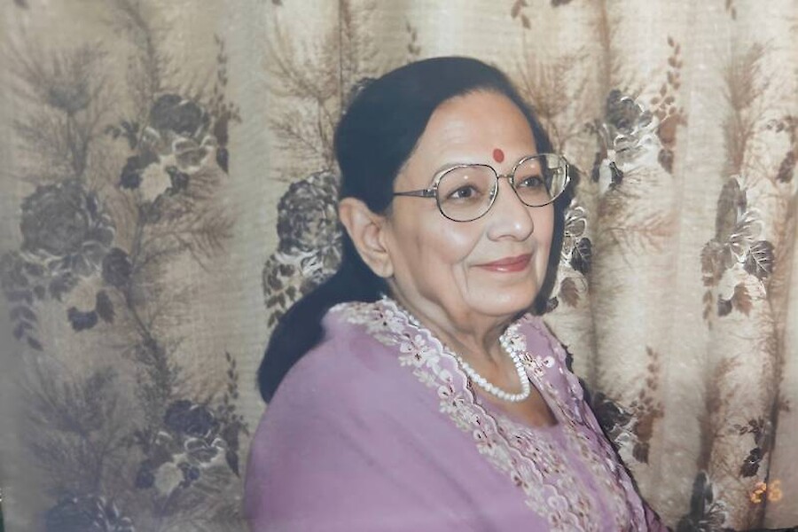 Sundri Uttamchandani-2
