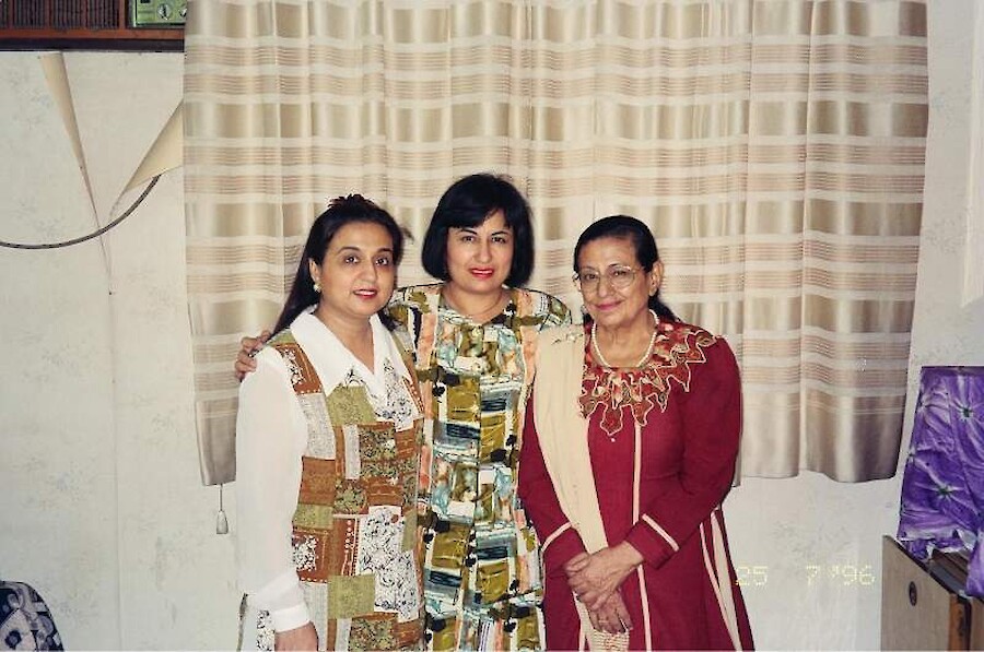 Bina Asha Sundri
