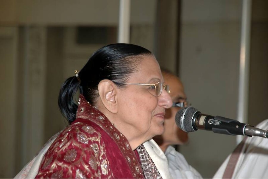 sundri meet the author
